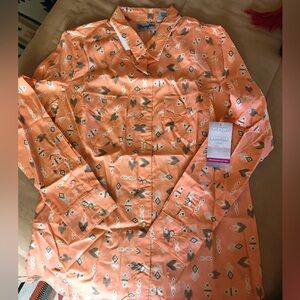 Wrangler medium women’s snap shirt